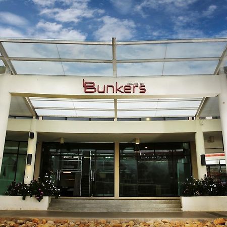 Bb Bunkers Hostel Santubong Exterior foto