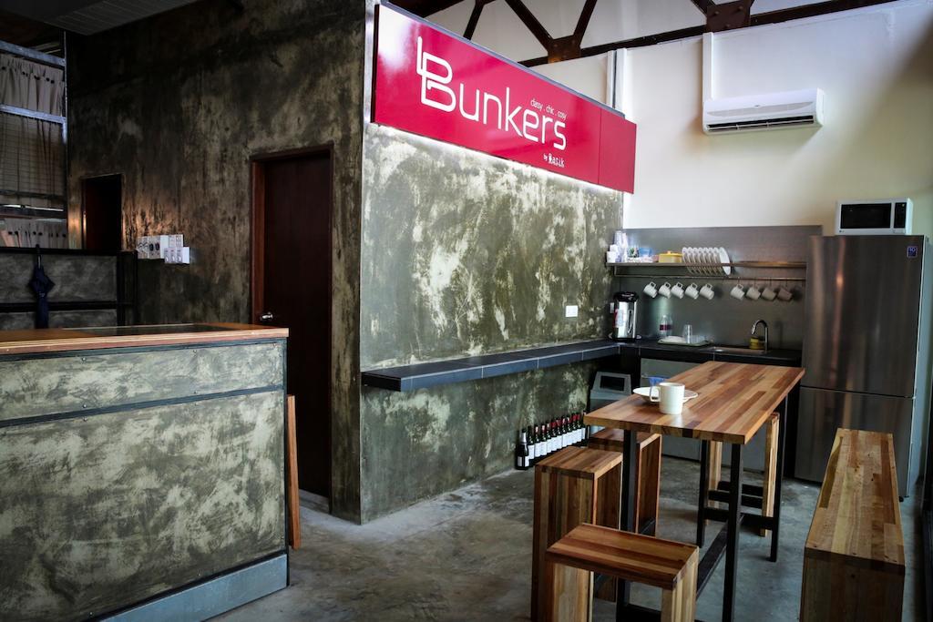 Bb Bunkers Hostel Santubong Exterior foto