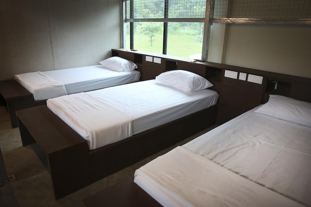 Bb Bunkers Hostel Santubong Exterior foto