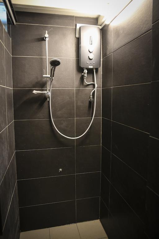 Bb Bunkers Hostel Santubong Cameră foto